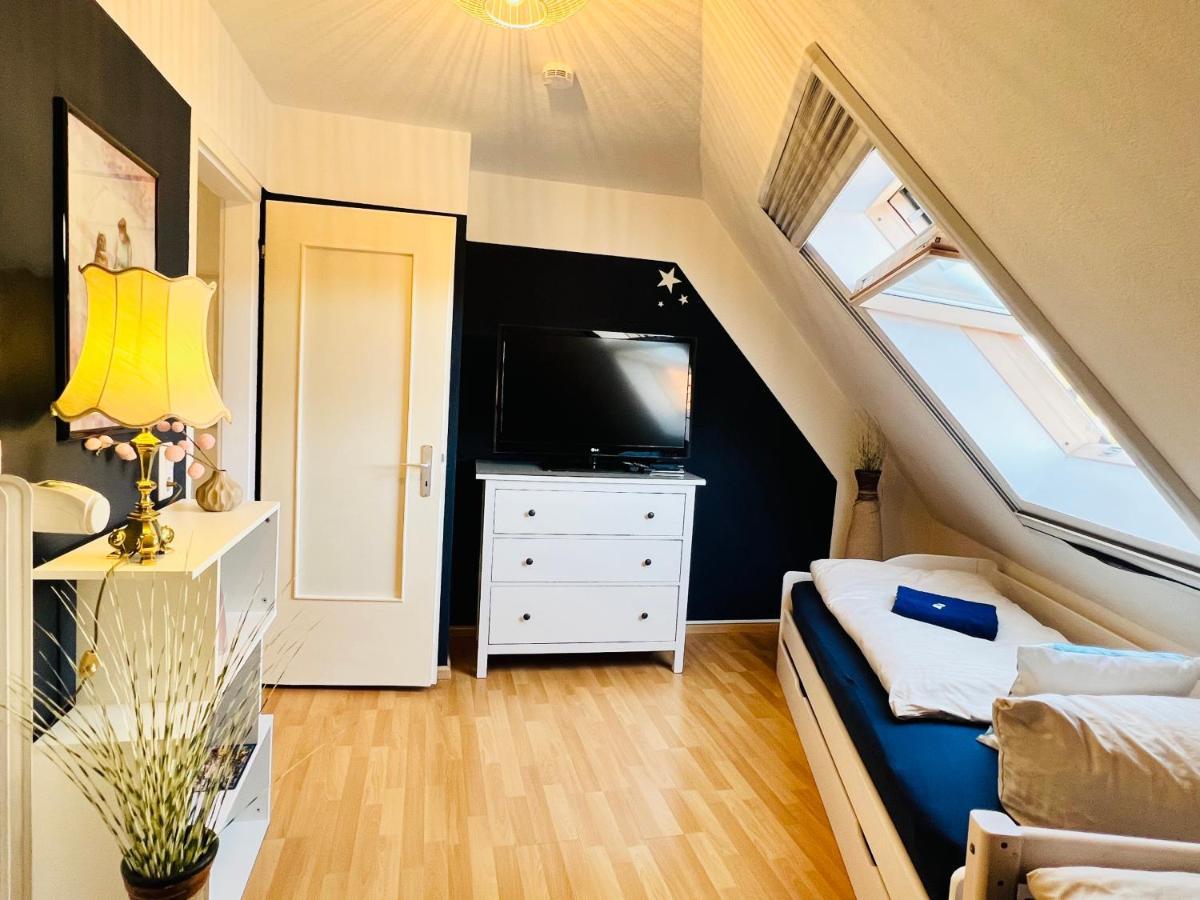 Apartment Luna -3 Schlafzimmer, Waschmaschine, Kueche, Wlan, Ca 15 Min Bis Zum Europa Park, Malterdingen