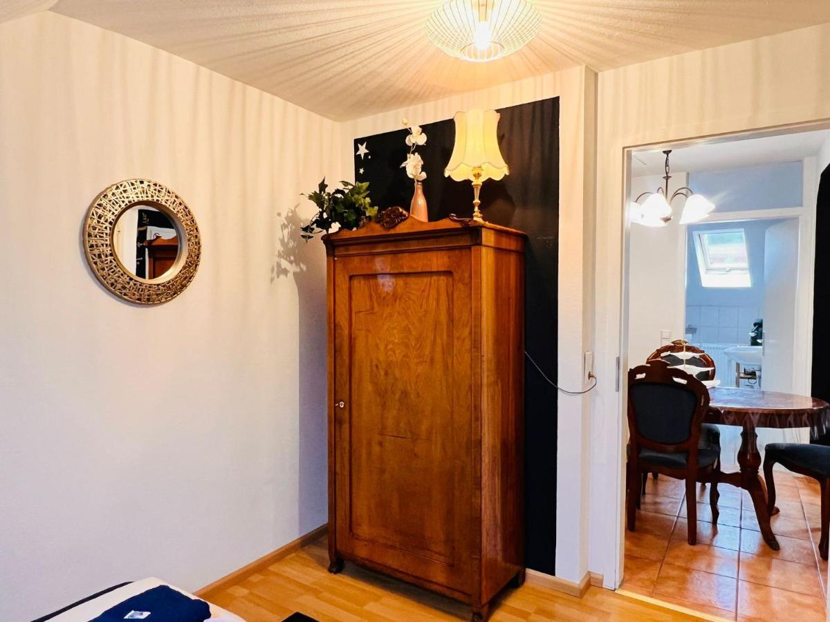 Apartment Luna -3 Schlafzimmer, Waschmaschine, Kueche, Wlan, Ca 15 Min Bis Zum Europa Park,